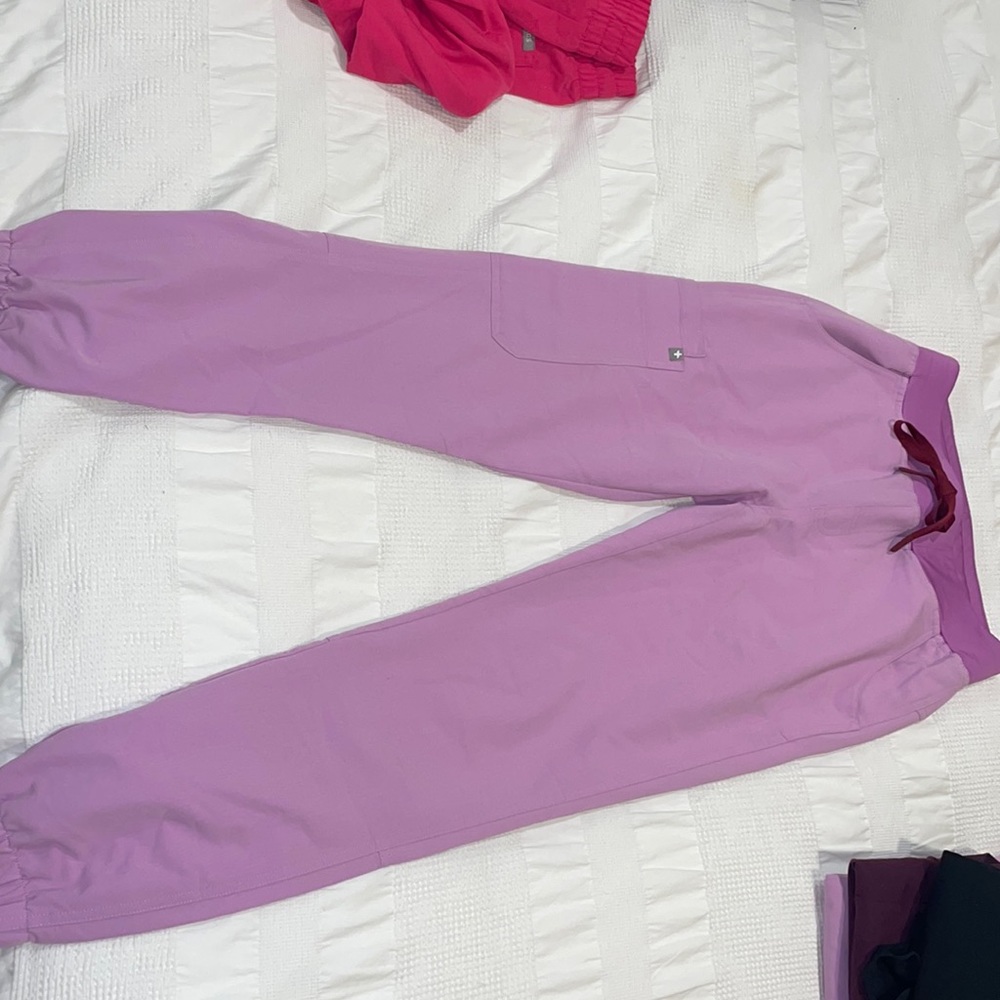 Figs scrub bottoms- limited edition, only worn once